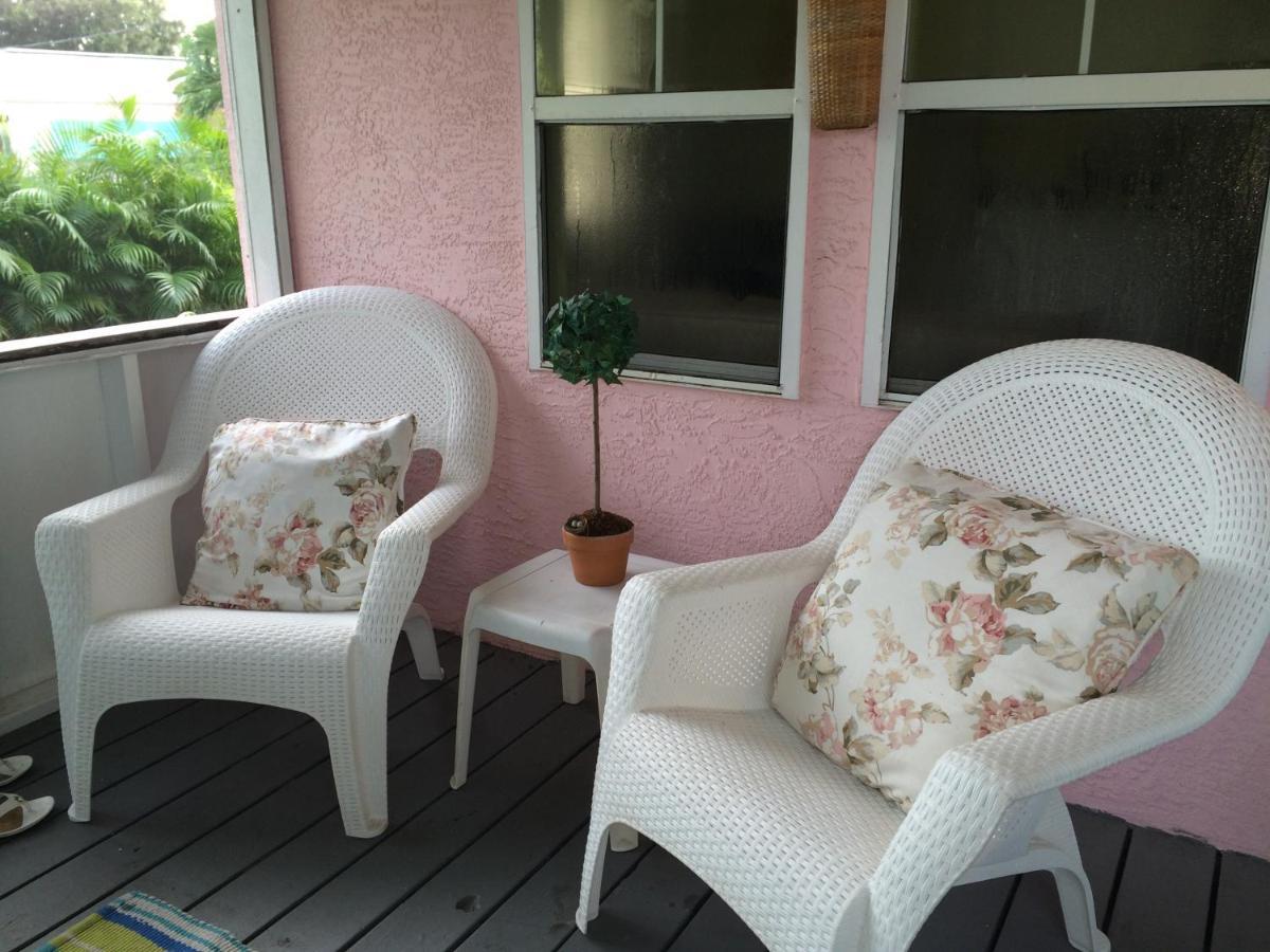 Pelican Island Cottages Себастиан Екстериор снимка
